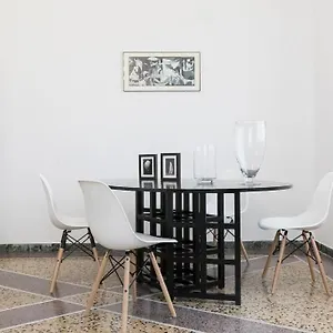 Giovanni Pisano Apartment